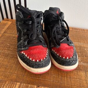 Jordan Kids Black and Red Sneakers